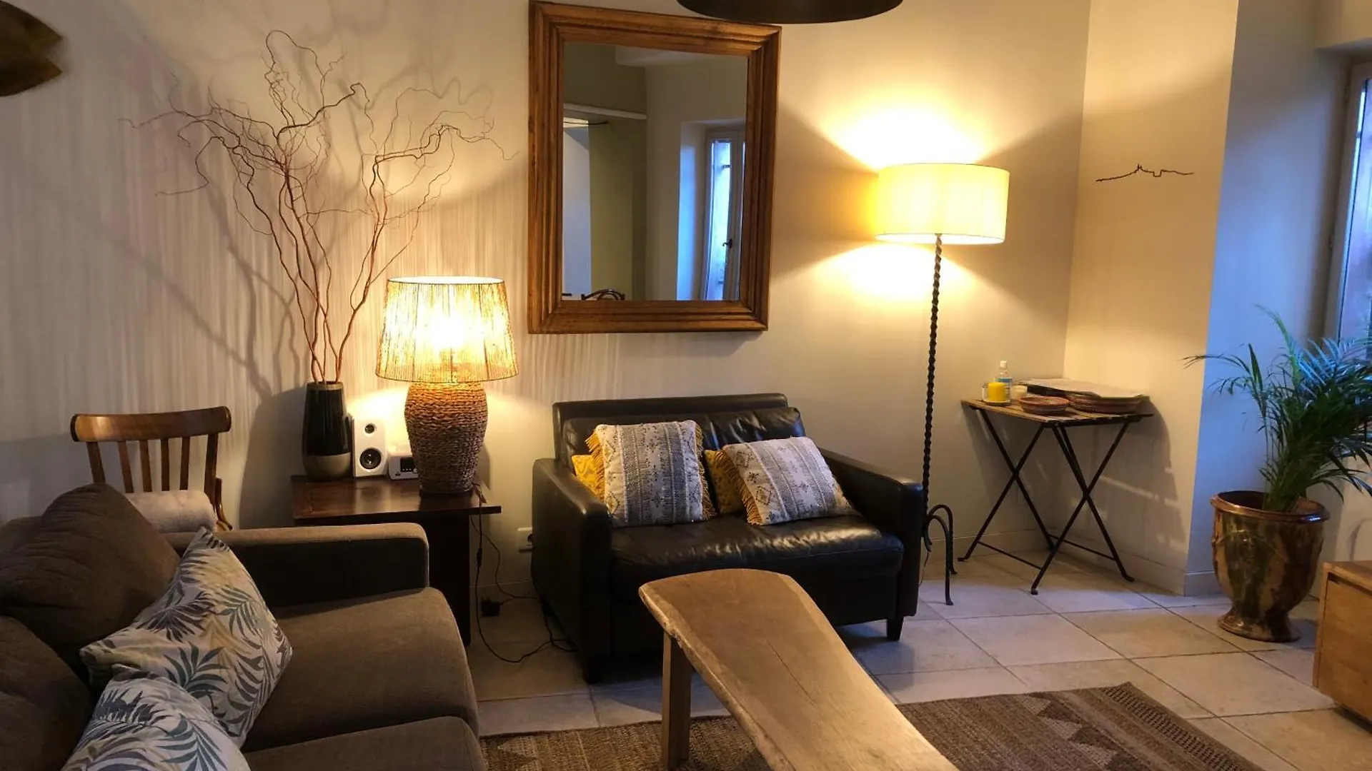 Apartment Sous Le Clocher Marseille
